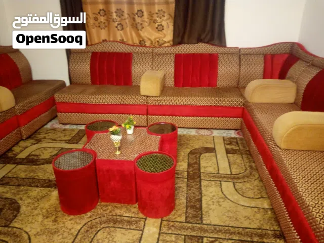 مجلس خليجي تفصيل 18 مقعد بحالة الوكالة خشب سويد للبيع