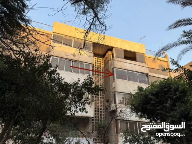 شقه في مدينه نصر شارع الطيران  للبيع  من المالك مباشره