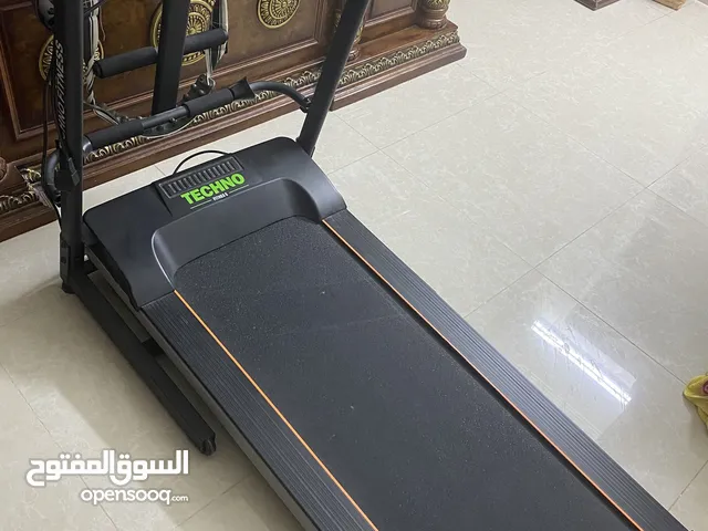 جهاز جري TECHNO مستعمل بحالة الوكاله مع هزاز خواصر