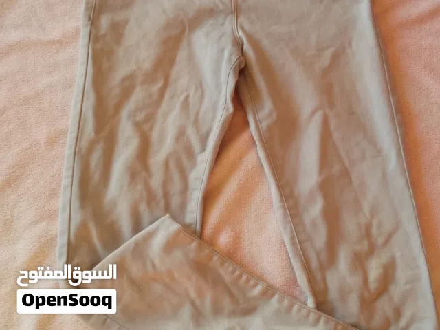 سروال ازرق من ماركه عالميه