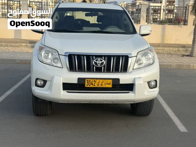 تويوتا الدفع الرباعي لاندكروزر برادو خليجي نظيف