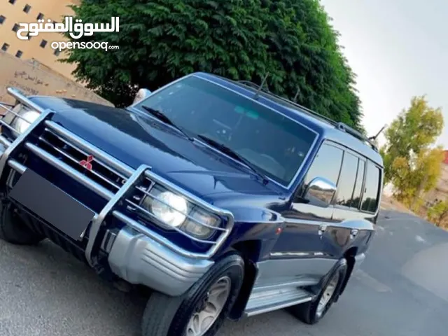 ميتسوبيشي باجيرو موديل ال2000 فل الف تب نظافه نزار الشلول للتواصل قابل للمفاوضه