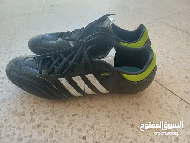 46 Sport Shoes in Amman