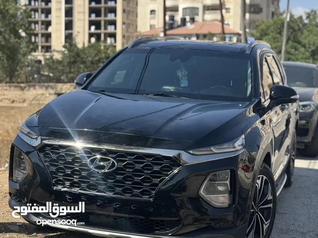 هونداي سنتافيه ون مليون موديل 2018 مطور 2200 ديزل ترخيص وتأمين شامل لشهر 4 فحص دهانات تجميلي