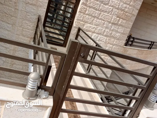132m2 3 Bedrooms Apartments for Sale in Amman Abu Nsair