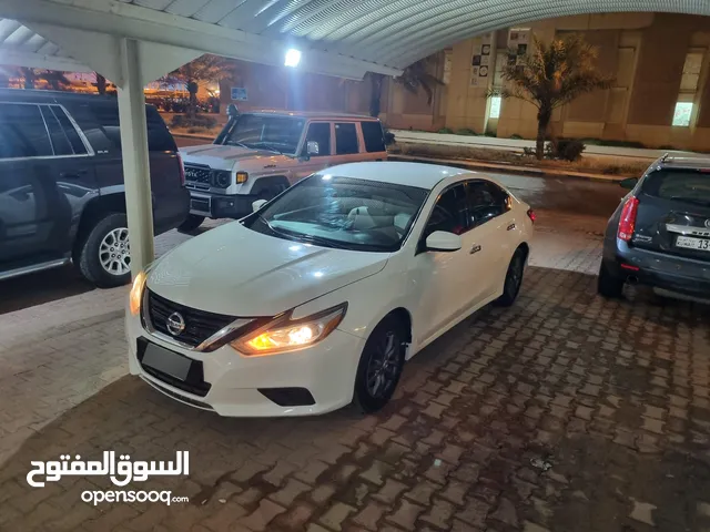 Used Nissan Altima in Hawally