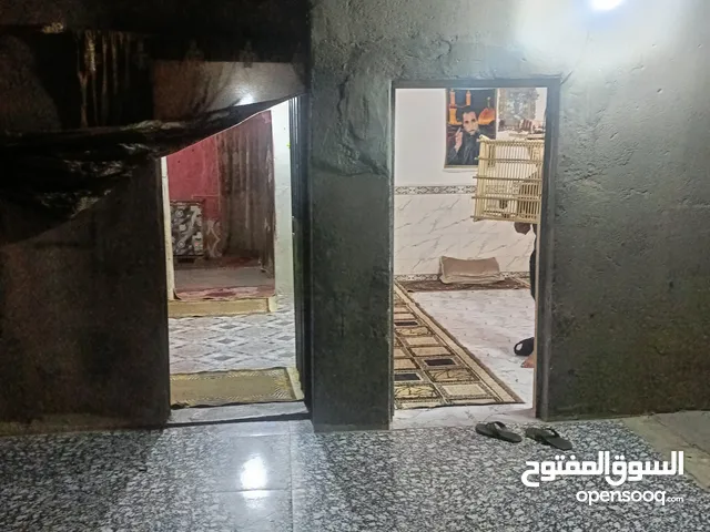 بيت تجاوز للبيع مكان دور الشرطه قرب مدرسه كعبه الرزايا بيت كبير كبير السعر 20 وبيه مجال قليل