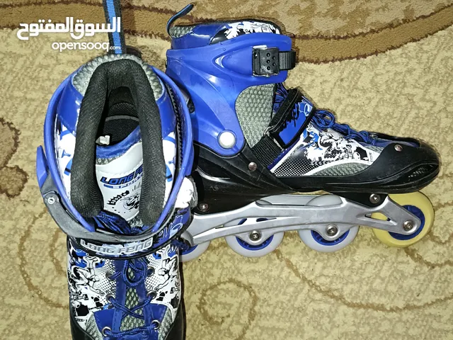 اسكيت ازرق