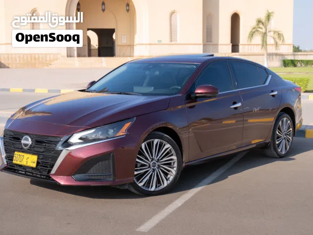 Used Nissan Altima in Al Batinah