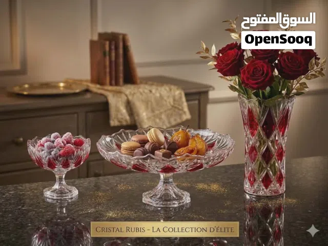 طقم ضيافة ملكي كرستال متوج باللون الاحمر الياقوتي ثقيل جدا قطع مميز قمة بالفخامة بحالة الجديد محفوظة
