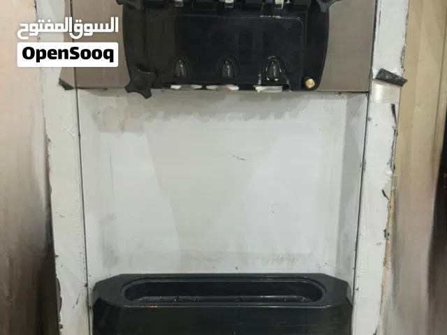 للبيع ماكينة ايسكريم اوركا (orca) 3 نكهات من الايسكريم بنفس الوقت