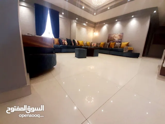 165 m2 3 Bedrooms Apartments for Rent in Cairo Zamalek