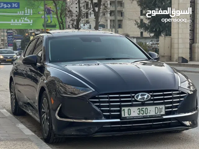 سوناتا هايبرد 2021 بحالة ممتازة بكفالة الشركة