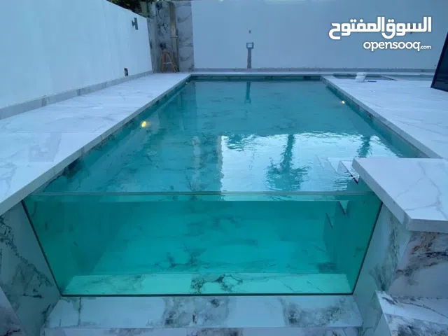 Swimming pools and Jacuzzi