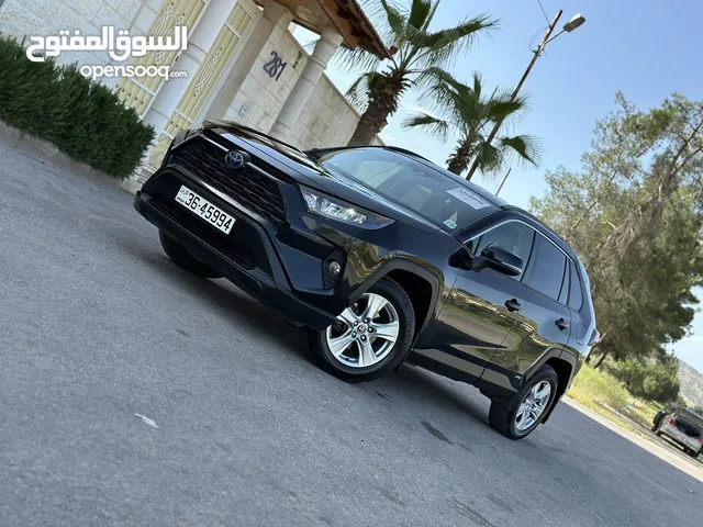 تويوتا راف فور ((2020)) LE فورويل، جمرك جديد، بحالة الوكاله، بسعر مغري..