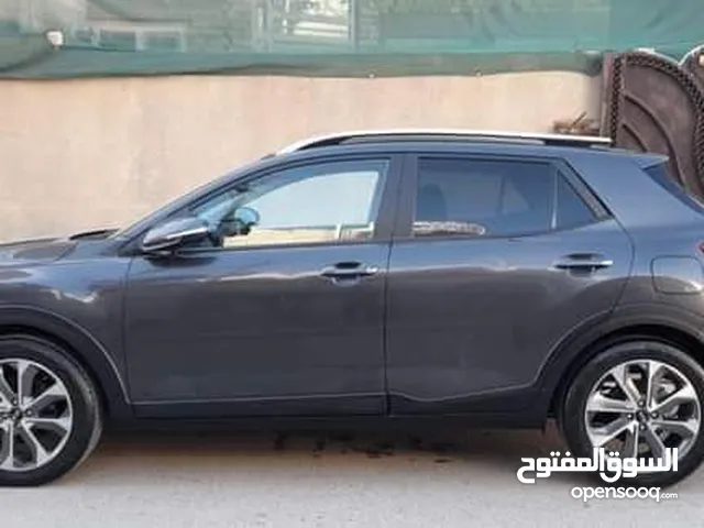 كيا ستونيك هاش باك شبابي وبناتي للبيع موديل 2020