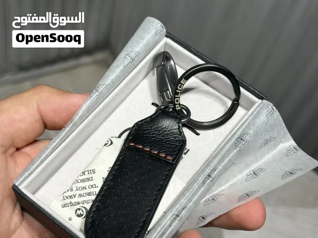 ميدالية مفاتيح ماركة بوليس