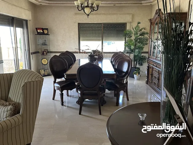 240 m2 3 Bedrooms Apartments for Sale in Amman Daheit Al Rasheed
