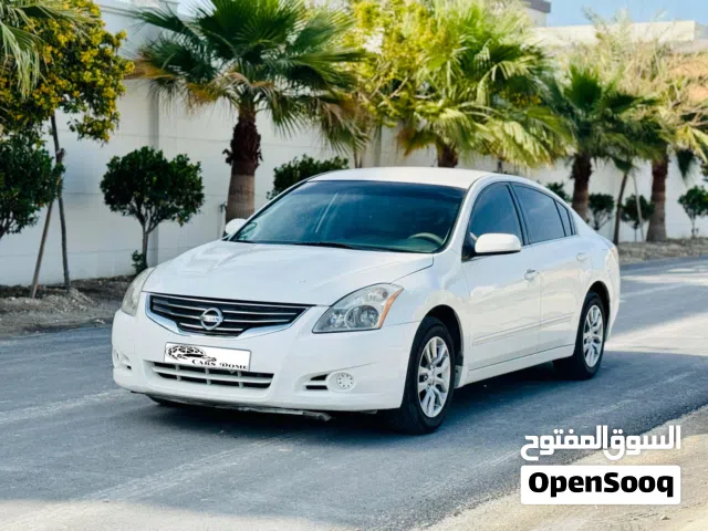 2012 نيسان التيما S
