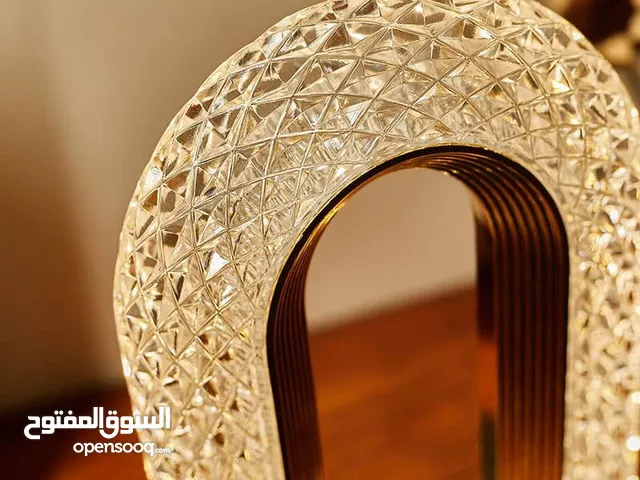 ابجورة كرستالية ب3 الوان لا سلكية تعمل باللمس