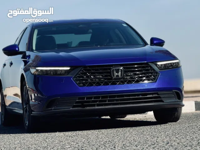 2023 هوندا اكورد LX