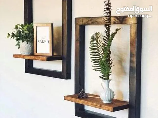 ديكورات حائط و تيبل لام و رفوف