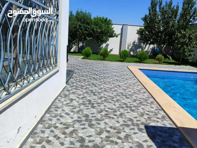 3 Bedrooms Farms for Sale in Tripoli Ain Zara