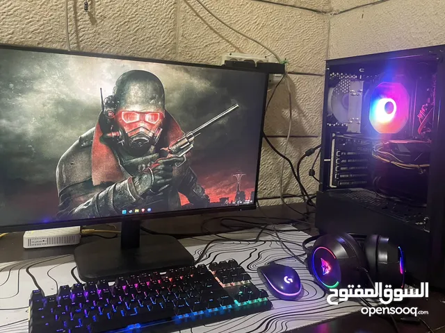 كمبيوتر كامل للبيع مع كلشي