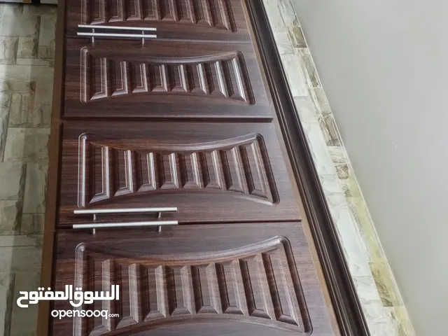 500 m2 5 Bedrooms Apartments for Rent in Salt Al Balqa'