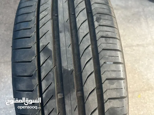 كوتشوك مستعمل بحال الجديد 19/245/45