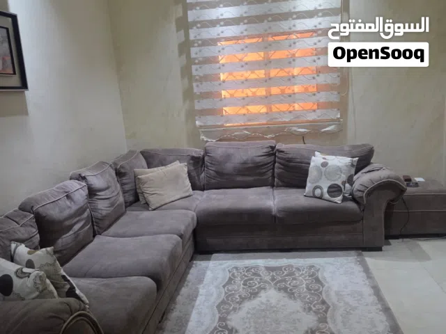 طقم كنب معيشة للبيع