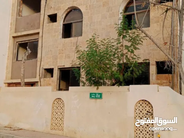 500 m2 More than 6 bedrooms Townhouse for Rent in Muscat Qurm
