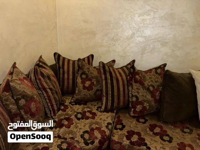 طقم كورنر  للبيع بي صاحيه الاستقلال