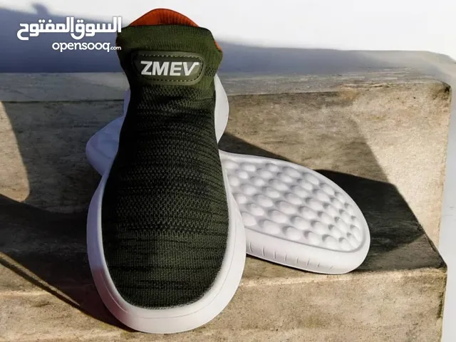 40 Sport Shoes in Aden