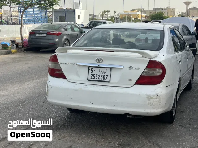 2004 تويوتا كامري GL