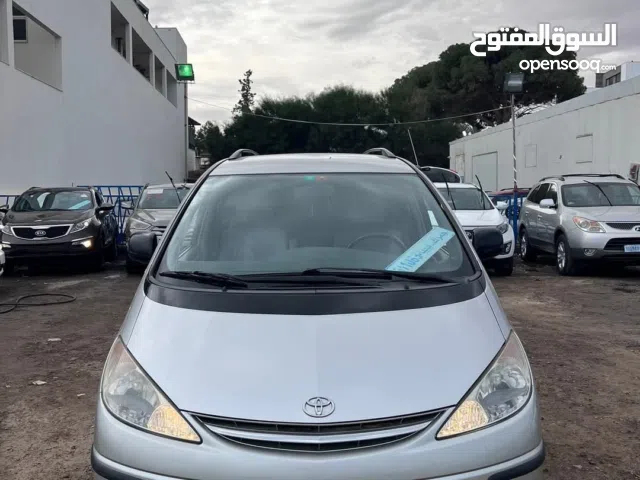 Used Toyota Previa in Tripoli