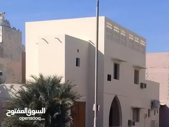 0 m2 4 Bedrooms Villa for Sale in Central Governorate Isa Town