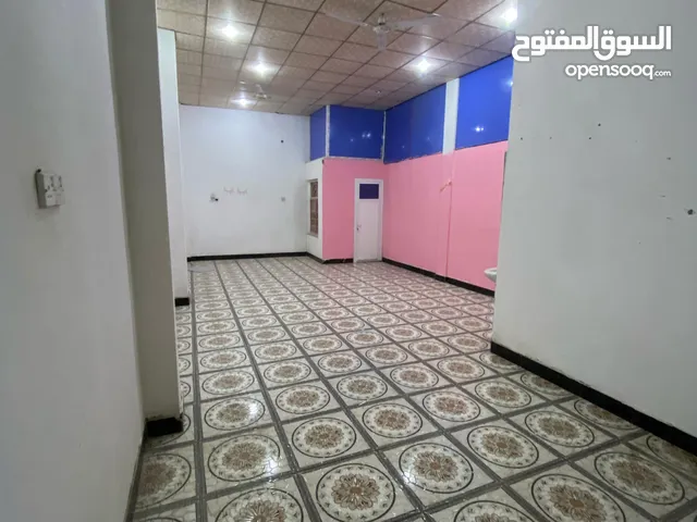 طابق تجاري 100 م للإيجار على شارع تجاري يؤجر للشركات و المكاتب و العيادات و مراكز التجميل والصالونات