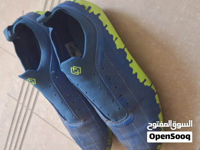 جوتي مقاس 41 حط سعرك عجبني شيل
