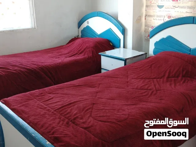 غرفة نوم خشب زان تفصيل ثقيل ومتين جداً (مع الفرشات والمسابل) – لقطة للبيع