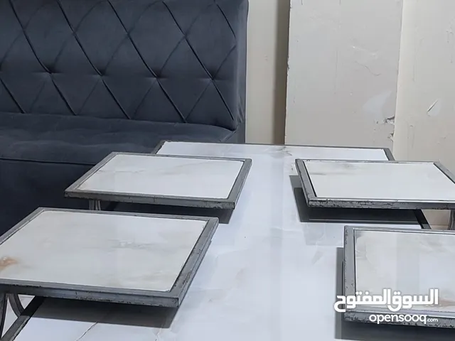 طاوله جلسه مستعمله . عربانه اطفال مستعمله