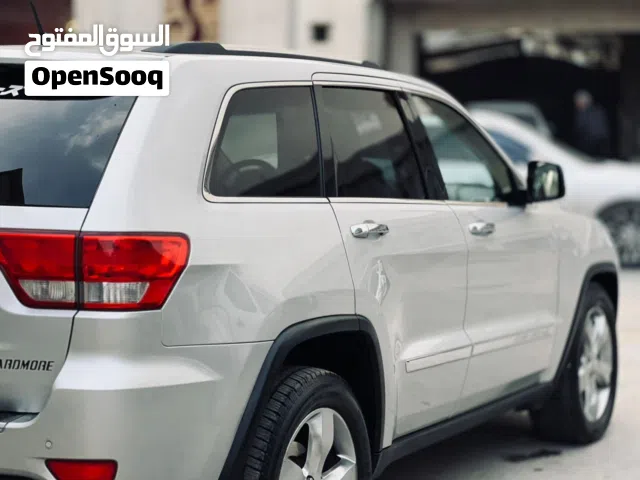 جيب قراند شيروكي 2012