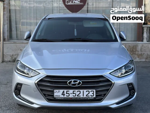 2017 Hyundai Elantra Standard