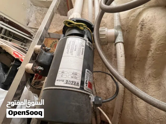 جاكوزي مستعمل بحاله جيده