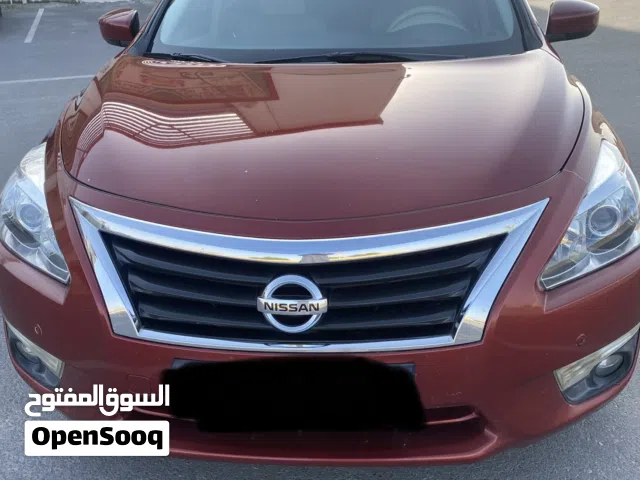 2014 نيسان التيما SV