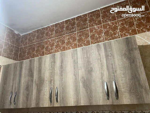 دولاب مطبخ 3قطع80/80 سعر450 شبه جديد