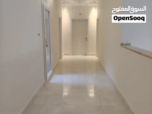 مبنى متكامل به 4 شقق جديدة للإيجار مناسب للشركات والمؤسسات والجهات الحكومية
