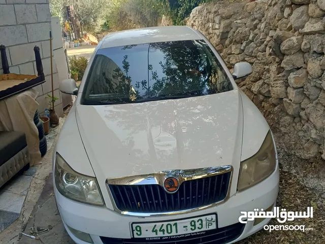سكودا رمش أصل نيو