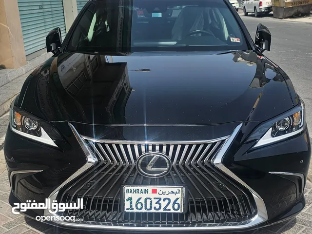 Used Lexus ES in Manama