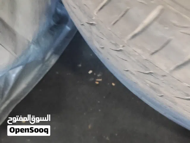 إطارات مستعملة بحالة جيدة مقاس 14صيني 4فردات من علامة أخرى لسياراتك